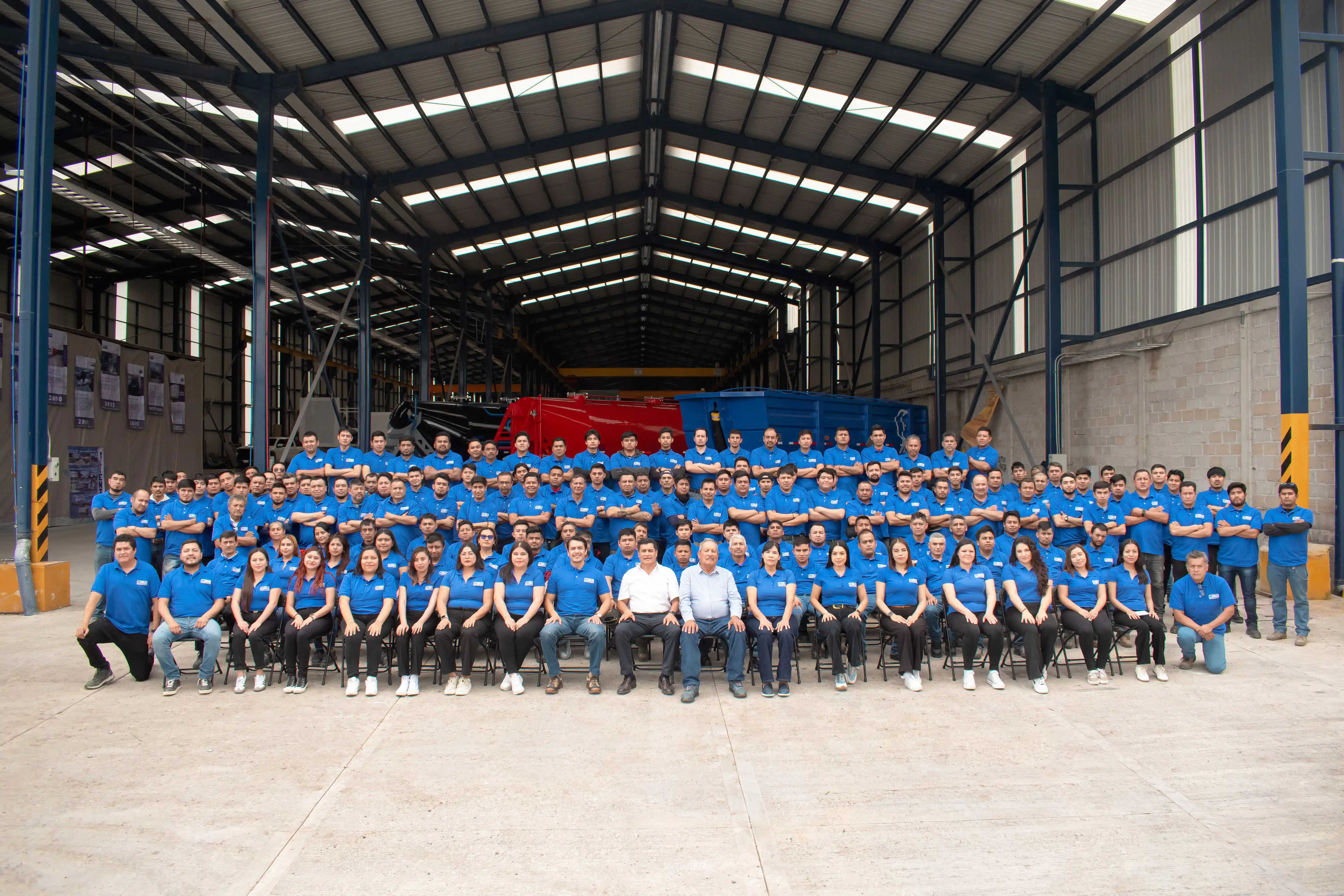 Equipo Remolques Cruz